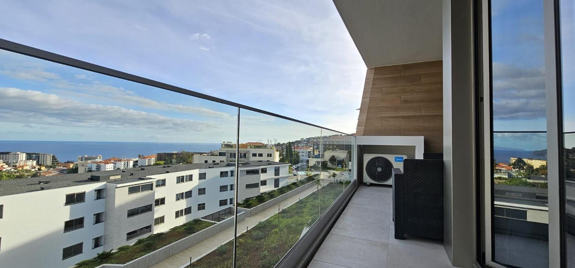 Vista Mar - Ac, Parking And Pool Apartment Funchal  Exterior photo